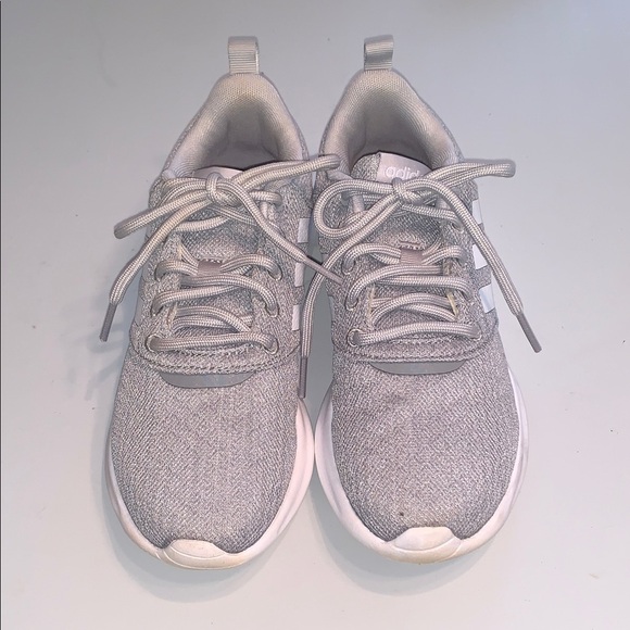 Adidas Cloudfoam Comfort Light Gray White Running Shoes Athletic Sneakers 6.5 - Picture 3 of 16
